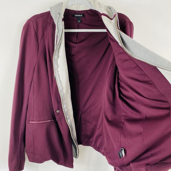 Torrid Jacket 1X Knit Hood Blazer Style Layered Look Red Gray - Picture 5 of 11